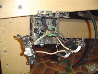 Switched Plug - Wiring